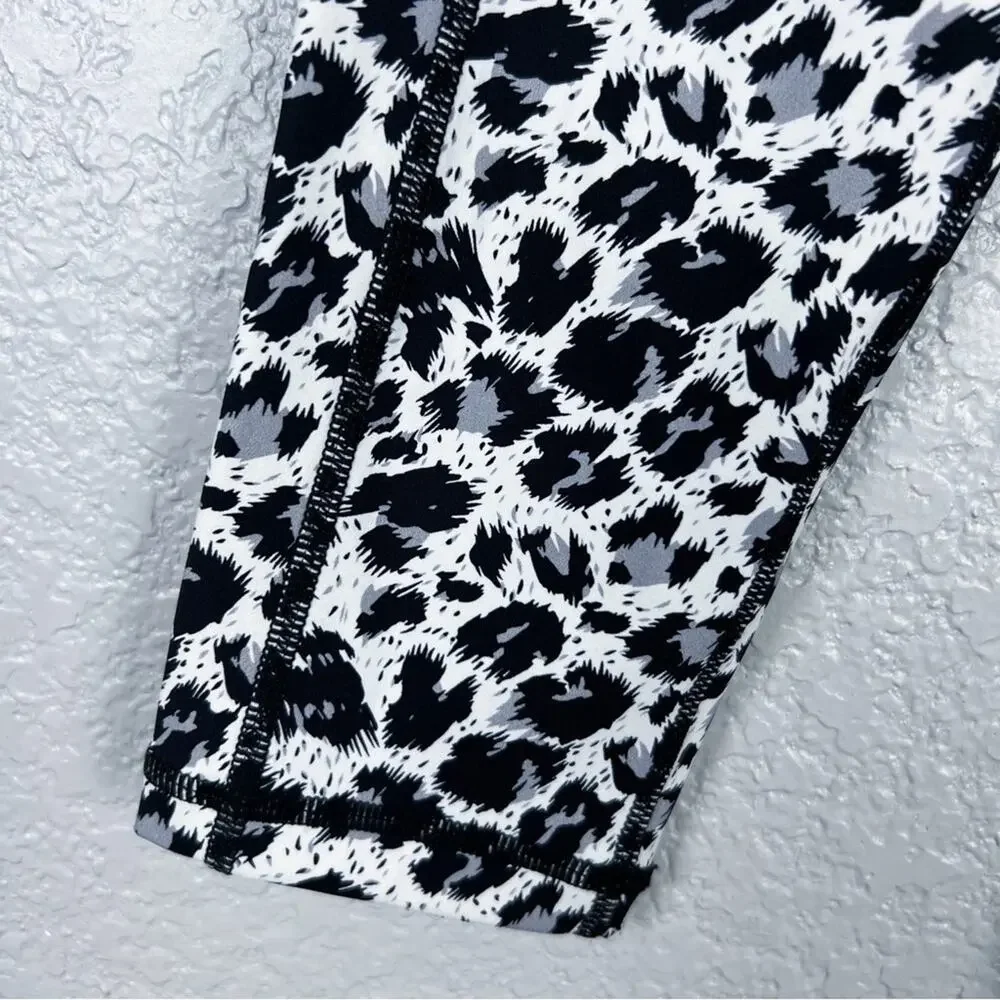 ZYIA Snow Leopard Pocket Brilliant Hi-Rise 7/8 Leggings 8-10 - Black White Gray - Picture 4 of 9